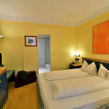 Markgrafler Hof Vendégház 3*